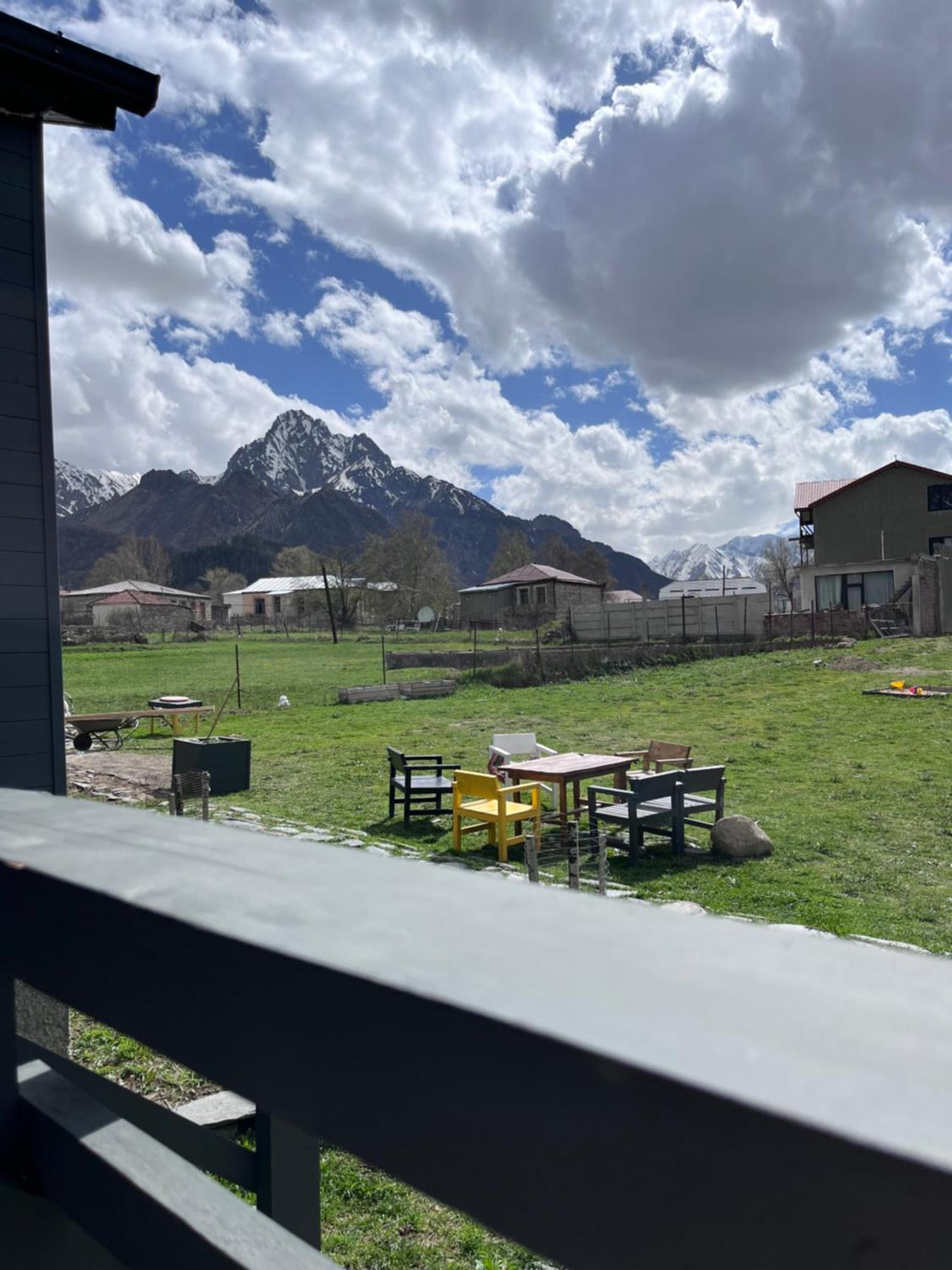 Cottage Kazbegi Sioni Bagian luar foto